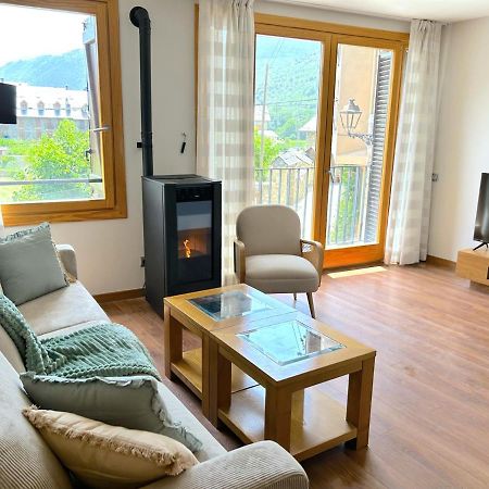 Apartament Al Centre D'Esterri Amb Vistes Uniques By Rural D'Aneu إيستيري دانو المظهر الخارجي الصورة